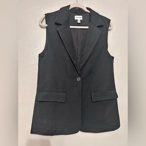 Steve Madden Charcoal Sleeveless Vest